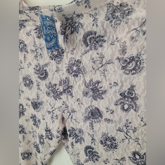 FP Lace leggings- Layered in Lace Ivory- free people intimately - Picture 6 of 6